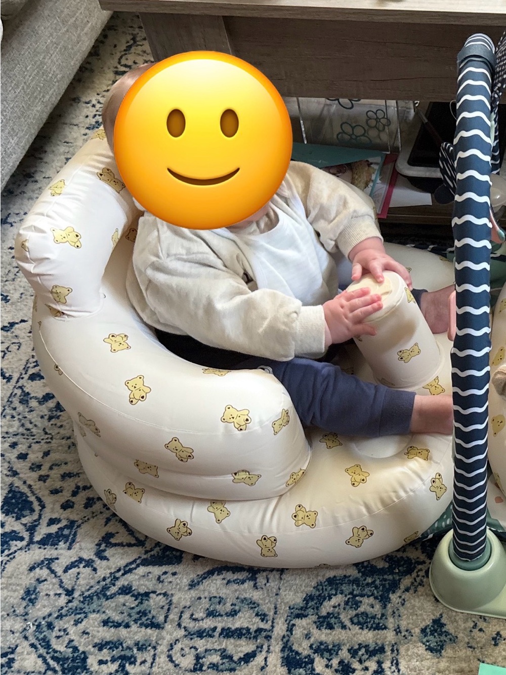 Baby Inflatable Chair Bear Pattern - Picture 3 of 3